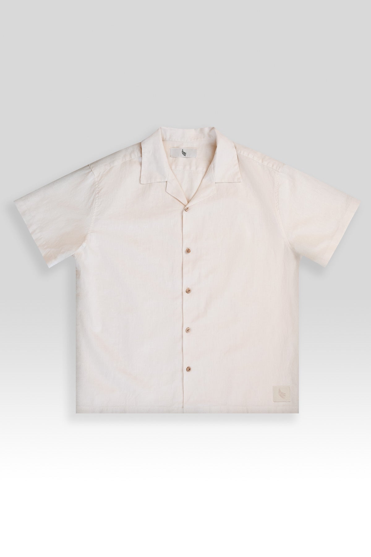 Mens Aloha Shirt made of linen in cream