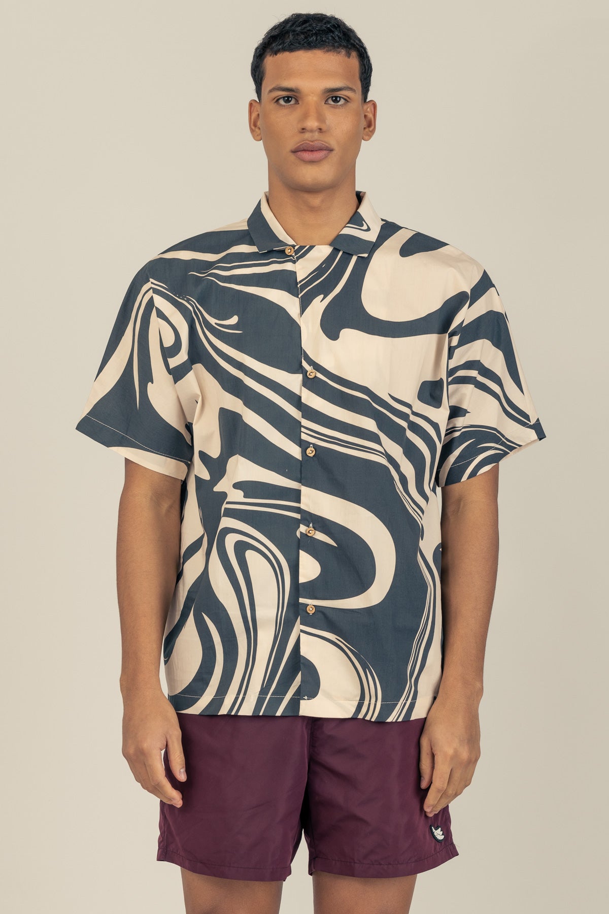 Camisa Convertible Collar Boxy Marble Black - Polonio