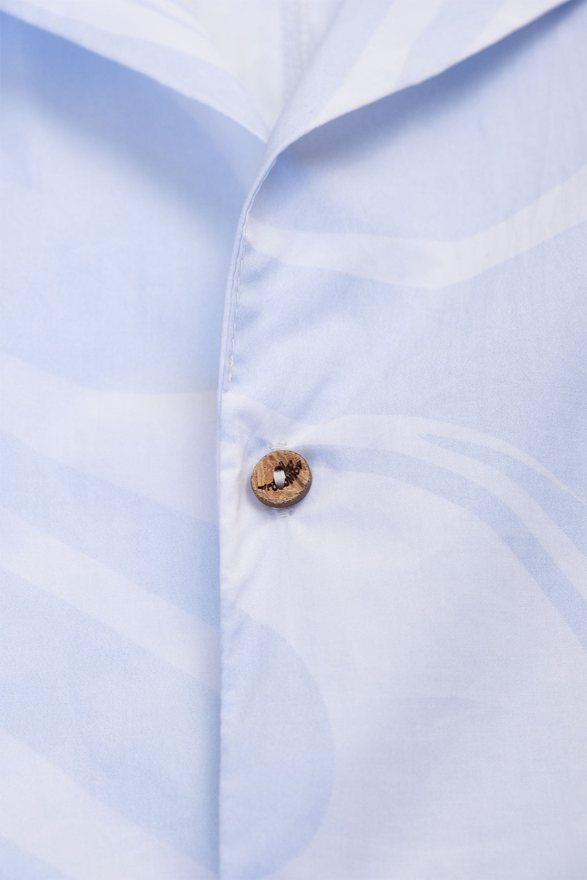 Camisa Convertible Collar Boxy Marble Sky - Polonio