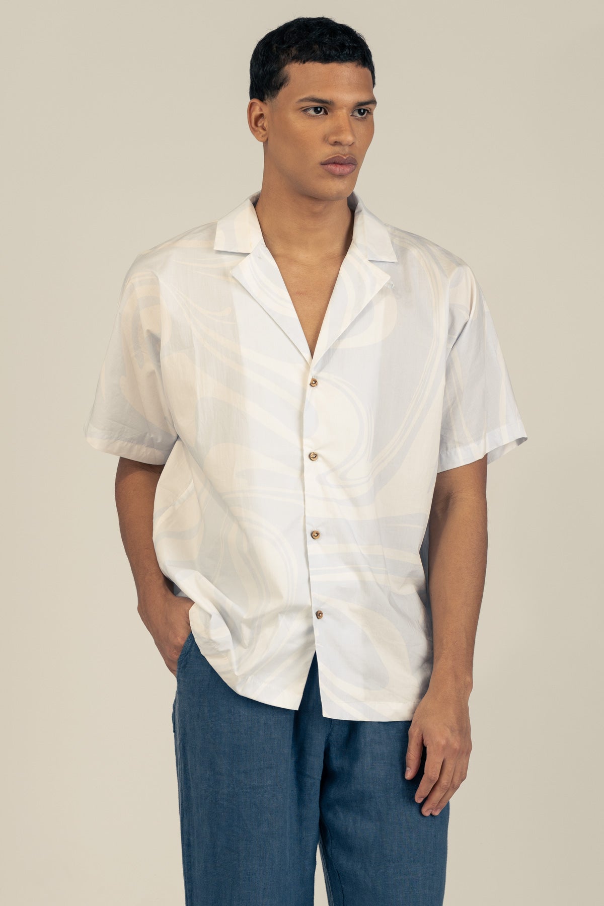 Camisa Convertible Collar Boxy Marble Sky - Polonio