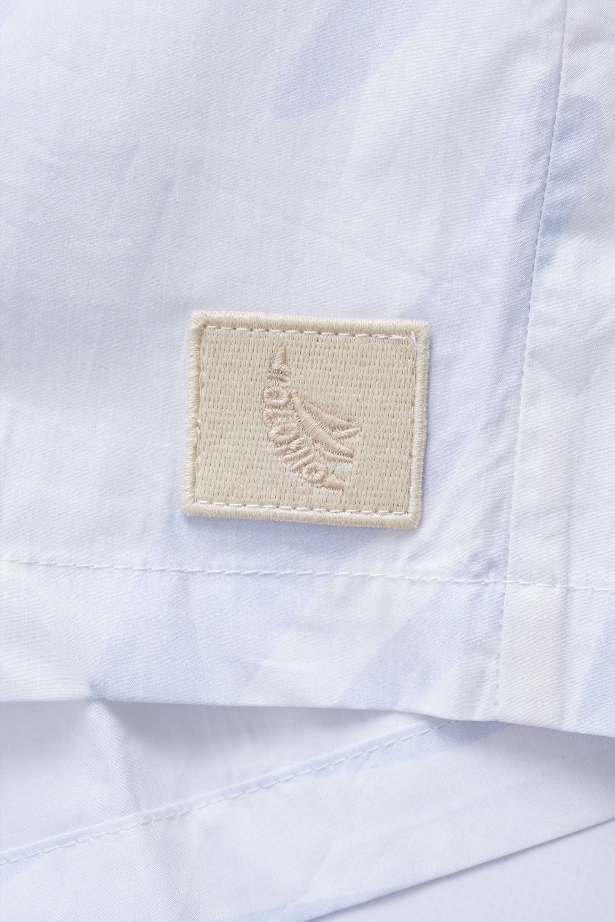 Camisa Convertible Collar Boxy Marble Sky - Polonio