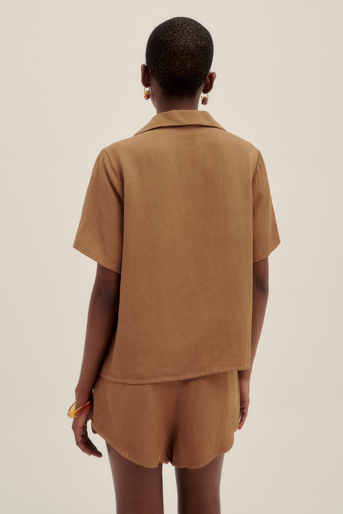 Short Vale Bronce - Polonio