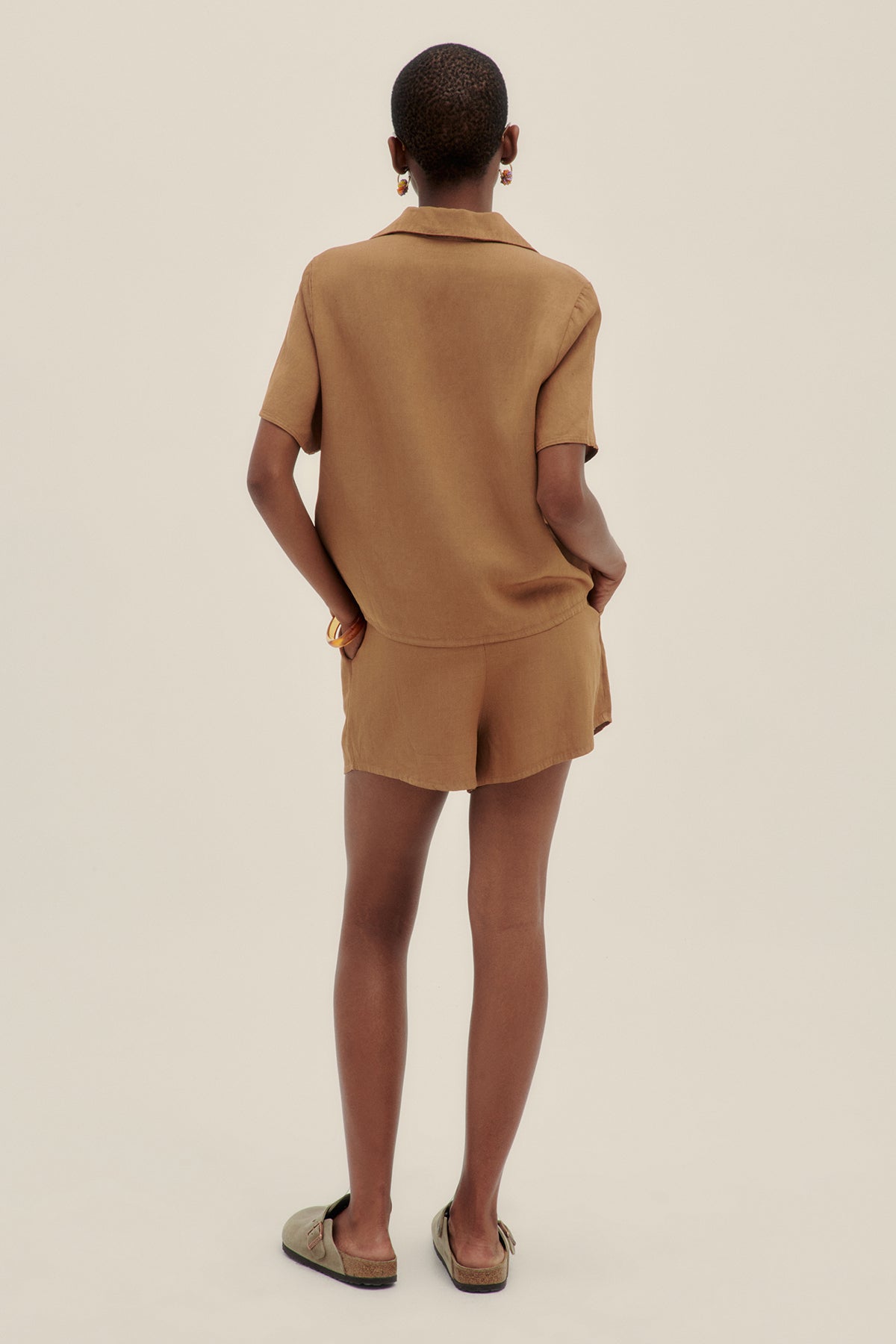 Short Vale Bronce - Polonio