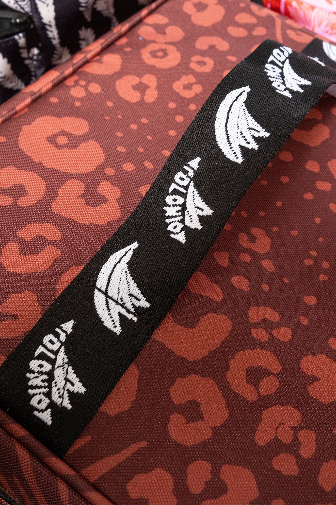 Small Cooler Feline Chocolate